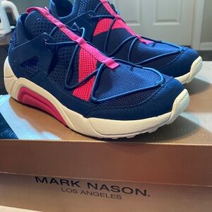 NIB Mark Nason Los Angeles Women Enduro Jolla Slip On Sneakers Navy Pink 9.5 Bag
